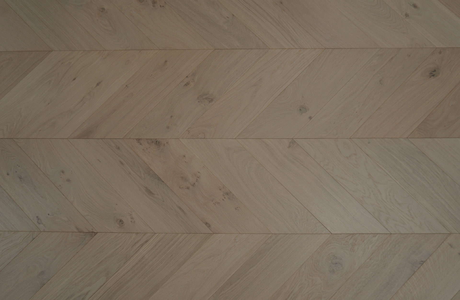 Bergamo Floors Turin Chevron Corta